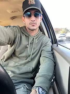 kevinyork online show from December 2, 2024, 8:55 pm