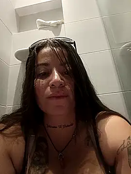 Alona Evans online show from March 6, 2025, 4:07 pm