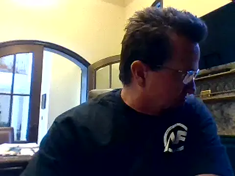 sluttydylan online show from December 4, 2024, 4:27 pm