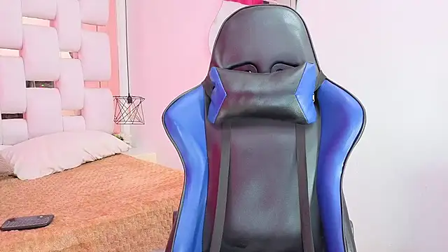 scarce candy69 online show from November 16, 2025, 5:51 pm