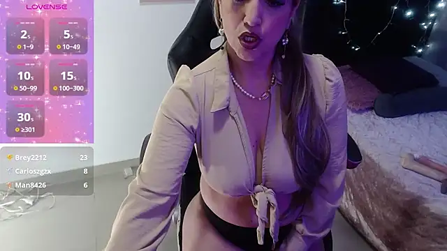 anyclark  online show from January 13, 2025, 6:49 am