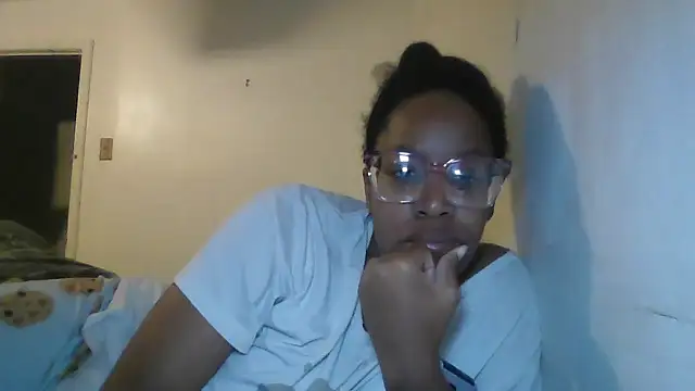 madamsensuale online show from December 3, 2024, 6:48 am