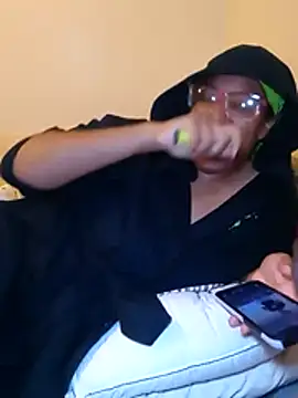 madamsensuale online show from December 31, 2024, 11:28 pm