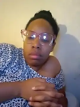 madamsensuale online show from January 20, 2025, 2:01 am