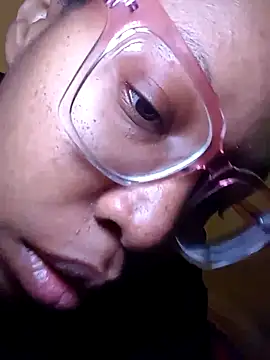 madamsensuale online show from January 23, 2025, 6:28 am