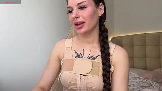 MarlynRobertsen online show from September 24, 2025, 11:02 am