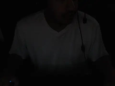 thealfawolf01 online show from February 3, 2025, 12:47 pm