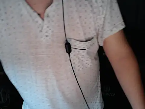 thealfawolf01 online show from October 5, 2025, 1:48 am