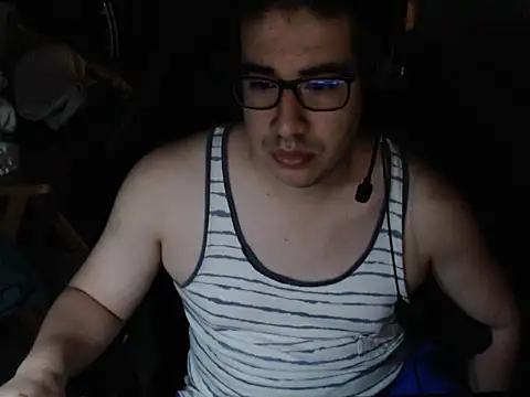 thealfawolf01 online show from June 7, 2026, 4:49 am