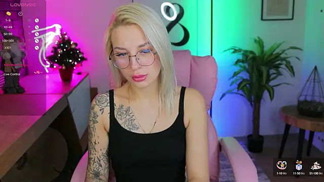 Crystal Barbie online show from January 8, 2025, 11:52 pm