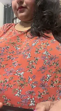 smile pretty online show from February 17, 2025, 8:47 pm