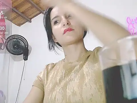 tifany19  online show from September 13, 2025, 1:27 am