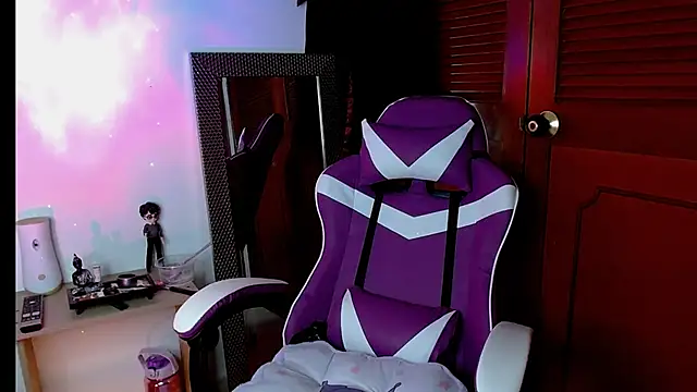 kendallsweet7 online show from March 17, 2025, 1:03 am