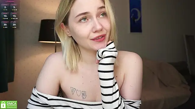 Lisa 003 online show from May 15, 2026, 8:38 pm