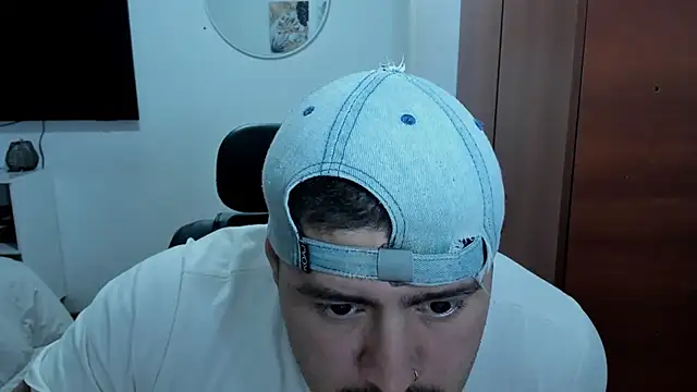 Baltazar Dupont online show from April 23, 2026, 12:29 pm