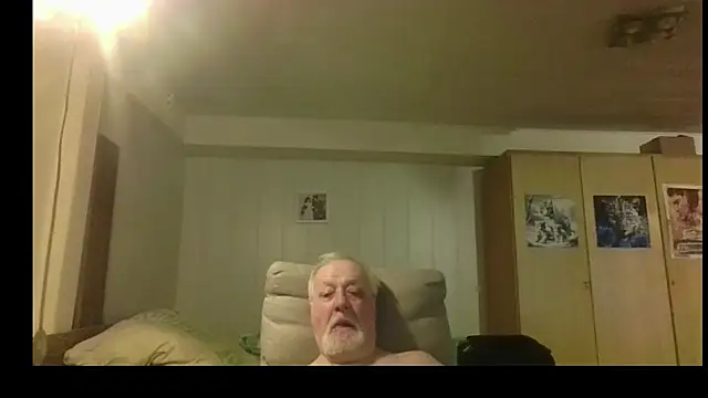 Snapshot of Sammy1660 chatting on July 13, 2026, 9:28 pm Sammy1660 online show from July 13, 2026, 9:28 pm