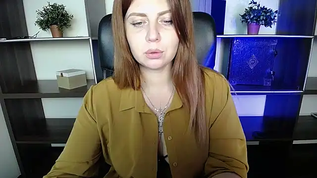 Lizzy Love online show from March 14, 2025, 11:53 pm