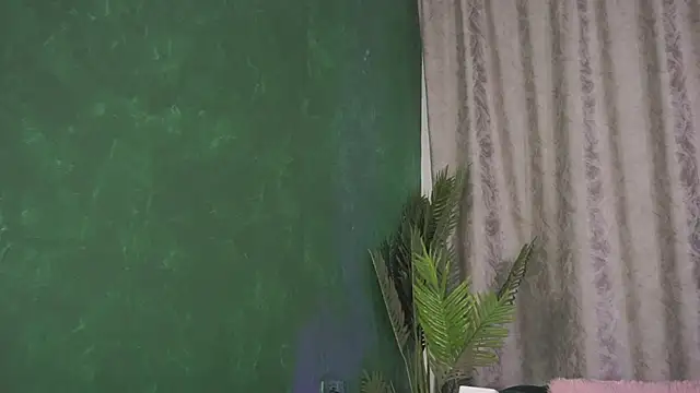 FoxieJullia online show from March 14, 2025, 10:39 am