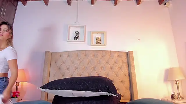 allisson m online show from October 25, 2025, 12:13 pm