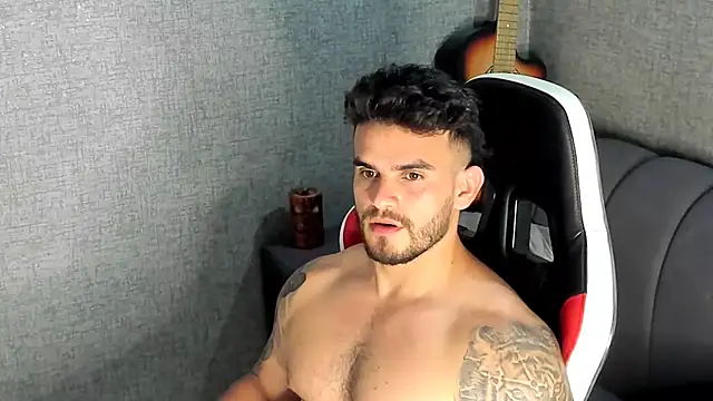 Ricardogo19 online show from September 23, 2025, 11:08 pm