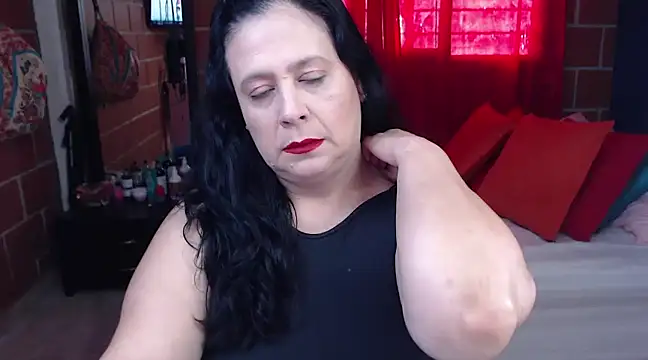 karlaton1977 online show from February 6, 2025, 9:06 pm