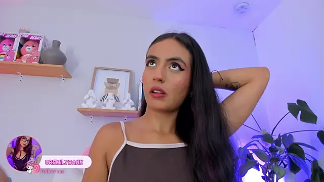 emily bank online show from October 7, 2025, 7:44 pm