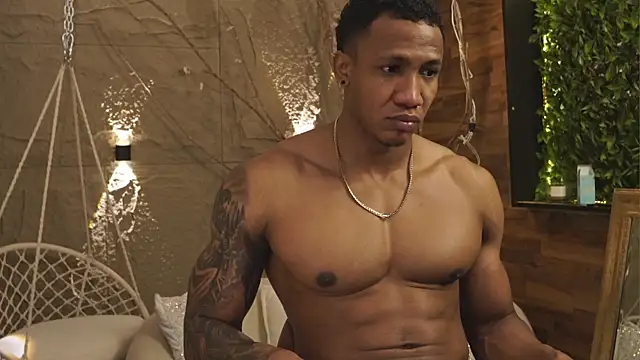 Logan Varela online show from September 18, 2025, 3:14 pm