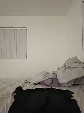 brookehoneynina online show from February 15, 2025, 1:31 am