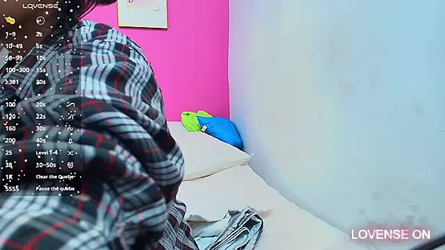 yourcuteneighbourr online show from January 8, 2025, 3:08 am