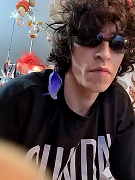 Snapshot of gurlnips chatting on February 24, 2025, 8:06 am gurlnips online show from February 24, 2025, 8:06 am