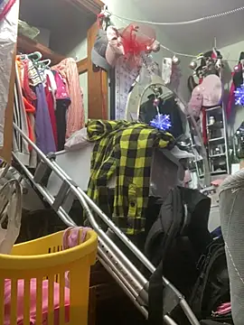 Snapshot of gurlnips chatting on February 28, 2025, 8:20 am gurlnips online show from February 28, 2025, 8:20 am