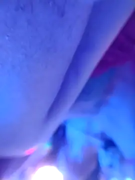 Snapshot of gurlnips chatting on September 28, 2025, 11:04 am gurlnips online show from September 28, 2025, 11:04 am