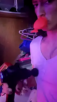 Snapshot of gurlnips chatting on October 18, 2025, 7:36 pm gurlnips online show from October 18, 2025, 7:36 pm