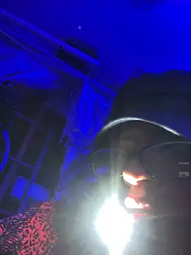 Snapshot of gurlnips chatting on November 23, 2025, 10:15 am gurlnips online show from November 23, 2025, 10:15 am