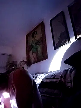 Snapshot of gurlnips chatting on February 3, 2026, 6:40 am gurlnips online show from February 3, 2026, 6:40 am