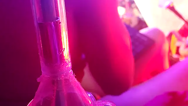 Snapshot of gurlnips chatting on February 23, 2026, 12:46 pm gurlnips online show from February 23, 2026, 12:46 pm