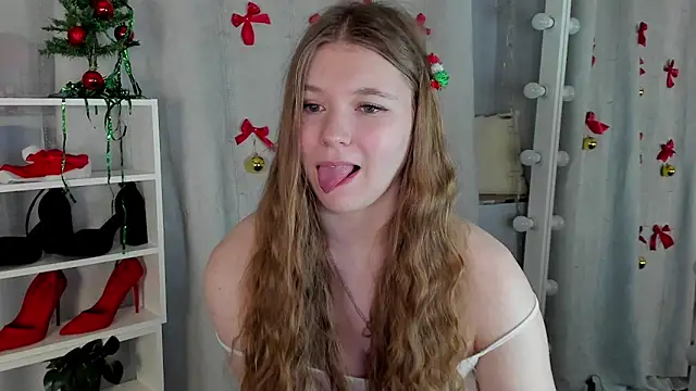 Rebecca Kelly online show from December 18, 2024, 10:35 pm