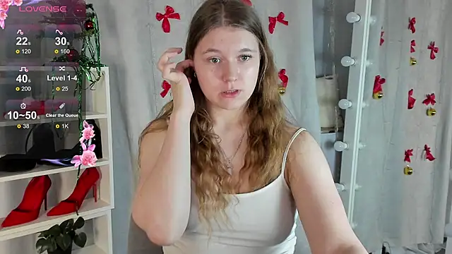 Rebecca Kelly online show from December 20, 2024, 10:00 pm