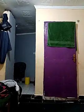  fiffii online show from April 16, 2026, 8:09 pm