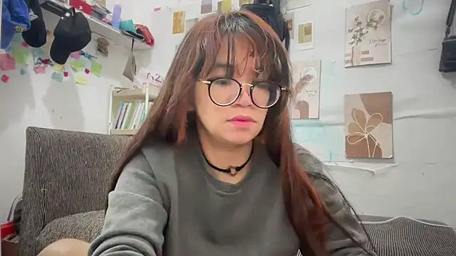 Snapshot of Pinkyrose111 chatting on December 21, 2025, 5:42 pm Pinkyrose111 online show from December 21, 2025, 5:42 pm