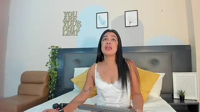 hannah gray online show from March 1, 2025, 9:04 pm