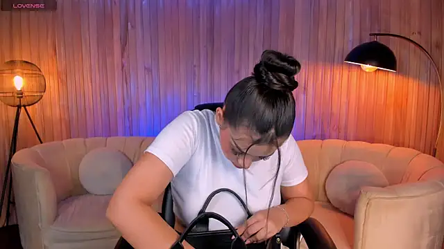 CelestePalmer  online show from March 16, 2025, 2:32 am