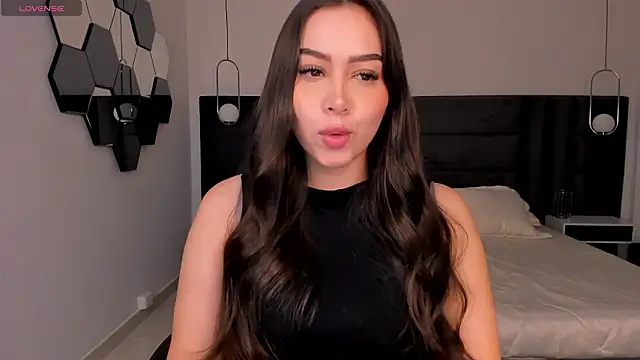 CelestePalmer  online show from February 18, 2026, 10:11 am