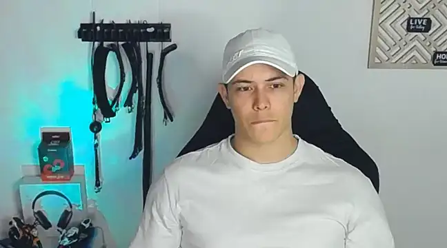 Alan hadid1 online show from January 26, 2025, 11:39 pm