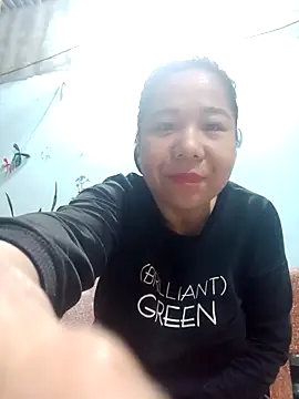 Queen 18200 online show from February 13, 2025, 12:35 am