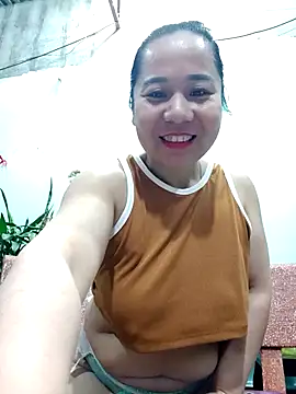 Queen 18200 online show from March 1, 2025, 2:59 am