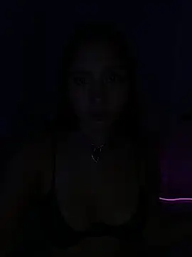 Tsuki-moon online show from April 14, 2026, 12:11 pm