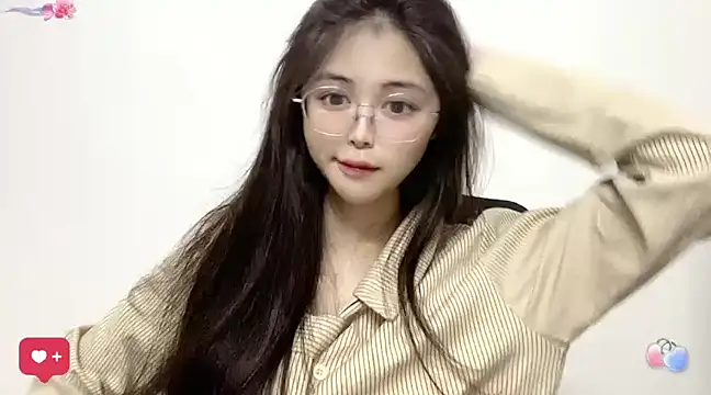 ---MIA--- online show from February 6, 2025, 12:26 pm