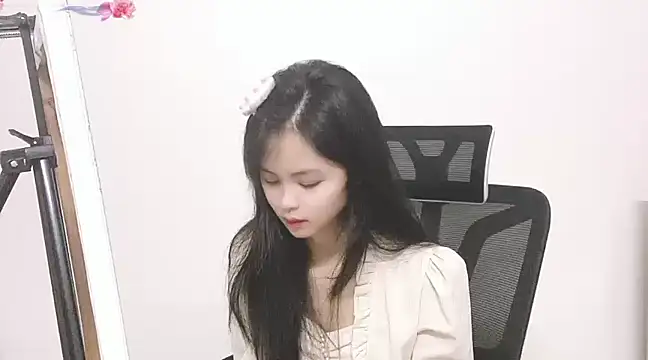 ---MIA--- online show from February 28, 2025, 8:20 am