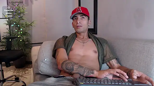 DrakeNeumann online show from February 11, 2025, 9:53 am